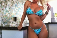 tubarão, Florida, Estados Unidos, Molly Cavalli, dentada, mordida, tornozelo