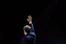 Emmanuel Macron no Louvre