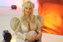 porno, pornografia, Cicciolina, revista,  L’Uomo Vogue, política