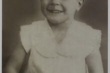 Baptista-Bastos aos três anos