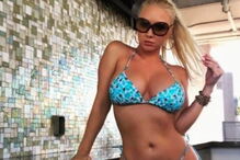 Molly é acusada de fingir vídeo de ataque de tubarão