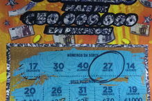 João Monteiro, um dos proprietários da Papelaria Sandra, em Baião