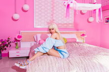 Kylie Jenner, modelo, sessão fotográfica, famosos, Berbie, curvas, transformação