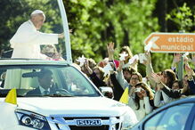 Francisco não recusou sorrisos às manifestações de carinho 