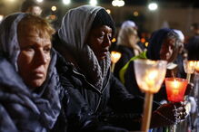 2017-05-12_23_34.06 Cristãos de todo o mundo acorreram ao Santuário de Fátima.jpg