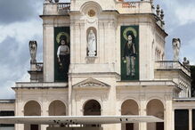 D. António Marto, Papa, Francisco, Jacinta, papa Francisco, Jacinta Marto, Francisco Marto, pagela, pagelas, fotos novas, novas fotos dos santos, pastorinhos, canonizados, canonização, Fátima, 2017