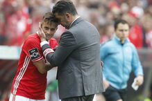 Jogadores e equipa técnica celebraram com os colegas e com a família
