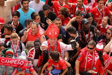 Benfica, águias, futebol, desporto, tetracampeõs, homenagem