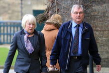 Daniel Galloway, Carol Bowditch, Lincolnshire, crime, lei e justiça, cães, sexo, sexo com cães