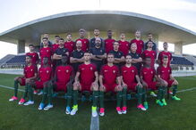 A seleção nacional de sub 20 na foto oficial para o Mundial da Coreia do Sul