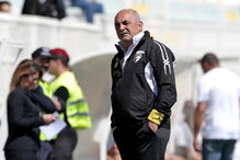 Vítor Oliveira levou o Portimonense ao título da II Liga