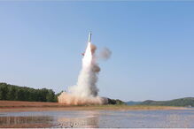 Míssil norte-coreano revela fotografias da Terra