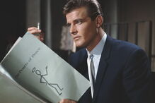 Roger Moore, 007, James Bond, 89 anos, morreu, O Santo