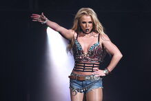 Celebridades, sexo, virgindade, famosos, Beyoncé, Kim Kardashian, Selena Gomez, Justim Bieber, Britney Spears, Miley Cyrus, Kristen Stewart, Taylor Swift, Mila Kunis, Vanessa Hudgens