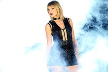 Celebridades, sexo, virgindade, famosos, Beyoncé, Kim Kardashian, Selena Gomez, Justim Bieber, Britney Spears, Miley Cyrus, Kristen Stewart, Taylor Swift, Mila Kunis, Vanessa Hudgens