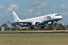 O avião da Fly Be que saiu de Doncaster para Faro