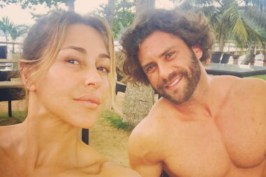 Merche Romero sensual em fato de banho