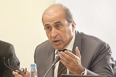 Fernando Anastácio está disponível para corrigir declaração