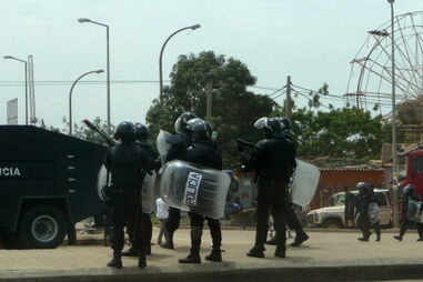 Polícia de Luanda