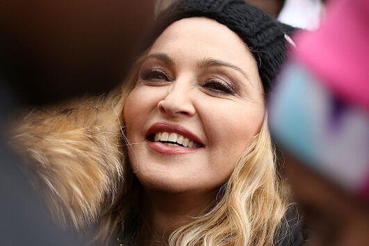 Celebridades, famosos, Portugal, casas, férias, visitar, Madonna, Emmanuel Macron, Bryan Adams, Jessie J, Shakiram Alicia Keys, Sarkosy, Ricky Martin, Cantona, Tom Hanks