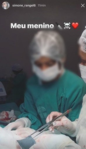 O filho menor da médica a intervir na cirurgia
