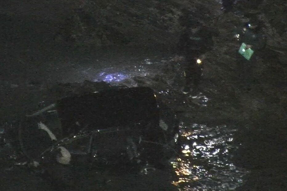 Carro com mãe e filho cai em ravina na Zambujeira do Mar