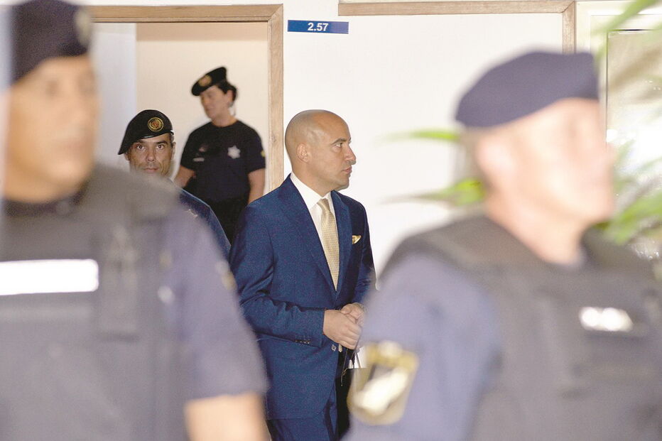 João de Sousa está em prisão preventiva há três anos e 40 dias. Pediu várias vezes para sair com pulseira eletrónica 