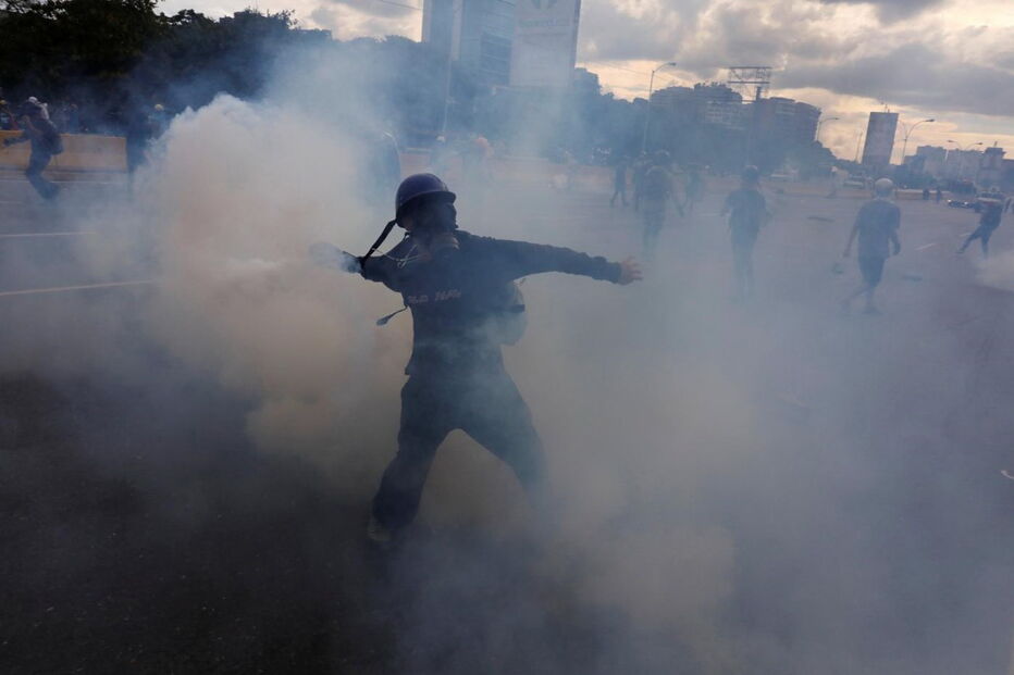 Protestos da oposição acabaram em confrontos com a polícia na Venezuela