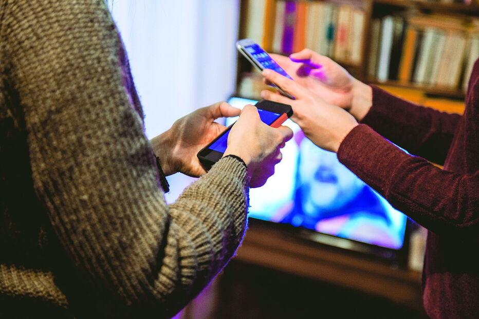 Desde 2013, ano em que este negócio atingiu o seu pico, que as receitas dos canais com as chamadas estão em queda 