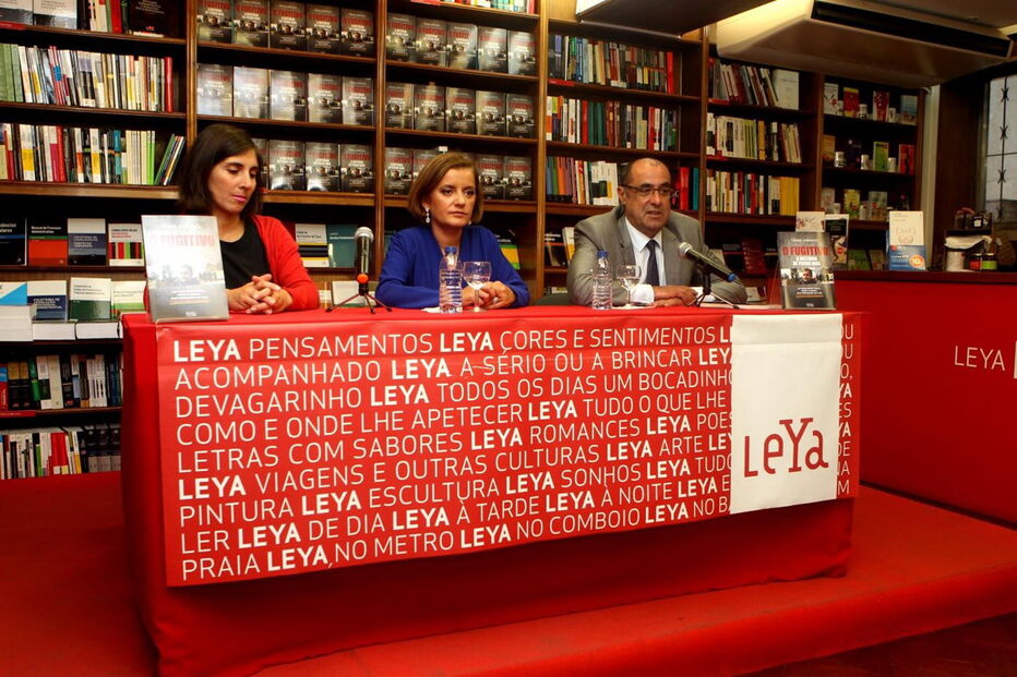Livro ‘O fugitivo’, da autoria da jornalista Tânia Laranjo, foi apresentado ontem pelo diretor do CM, Octávio Ribeiro