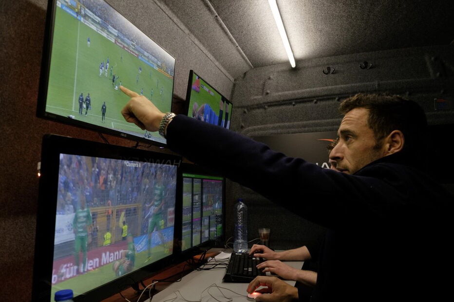 FC Porto, Benfica, Federação Portuguesa de Futebol, Bruno de Carvalho, presidente do Sporting, Luís Filipe Vieira, vídeo-árbitro, desporto, futebol