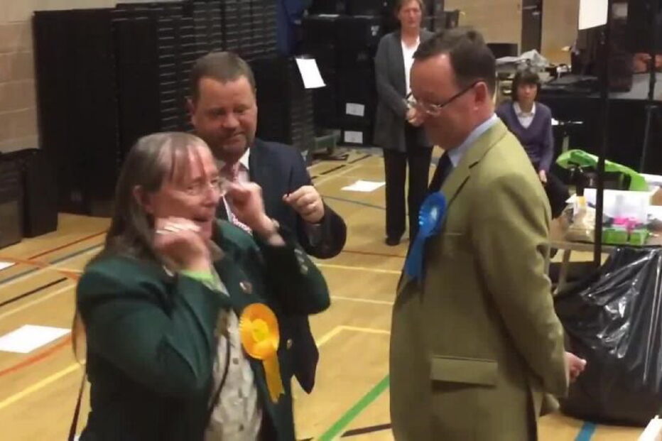 Daniel Carr,  Lesley Rickerby, eleições, inglaterra, palhinha mais curta