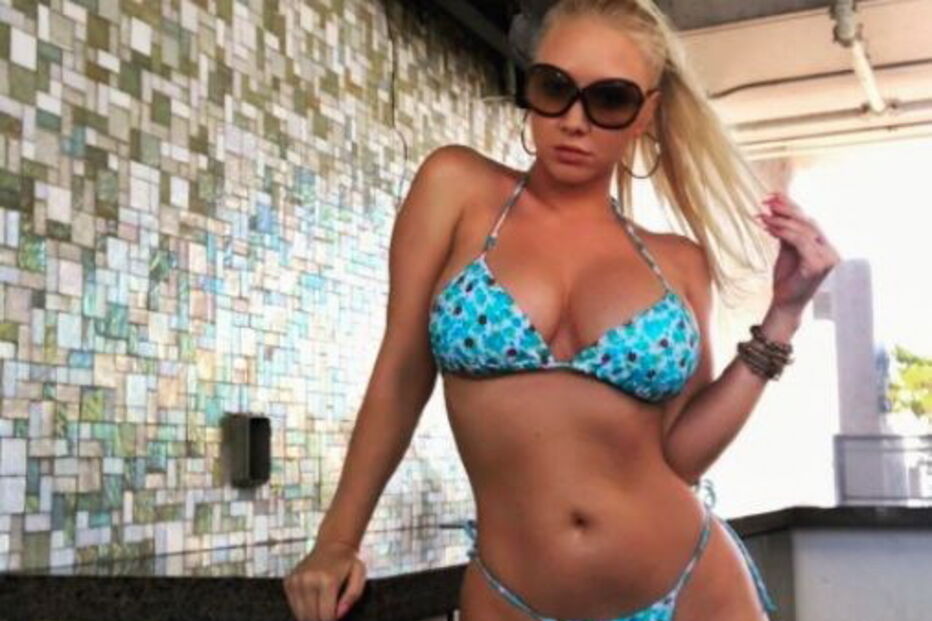 tubarão, Florida, Estados Unidos, Molly Cavalli, dentada, mordida, tornozelo