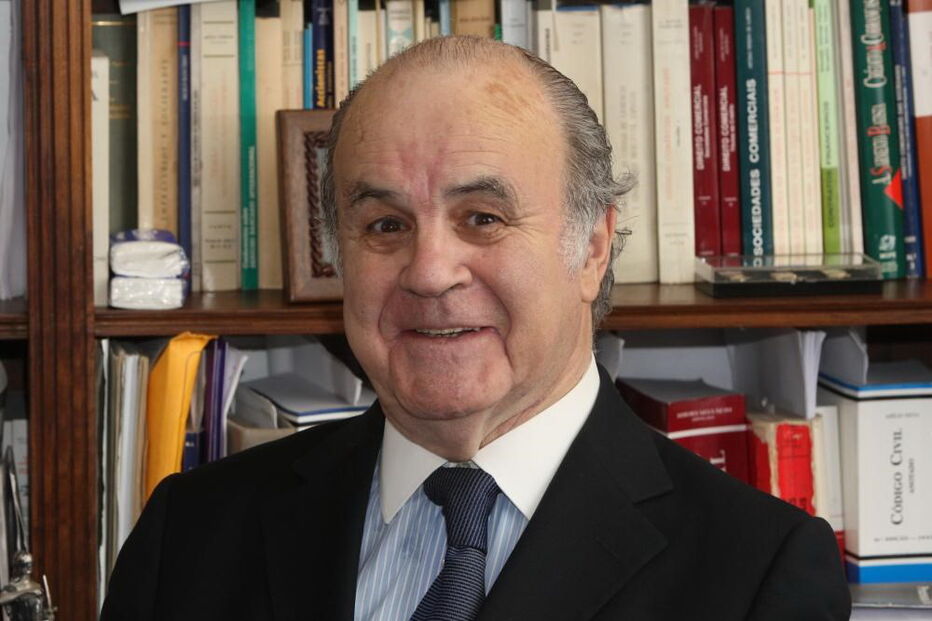 António Pires de Lima