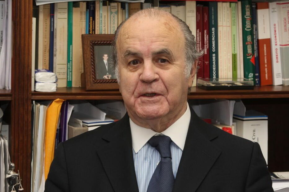 António Pires de Lima, antigo bastonário da Ordem dos Advogados