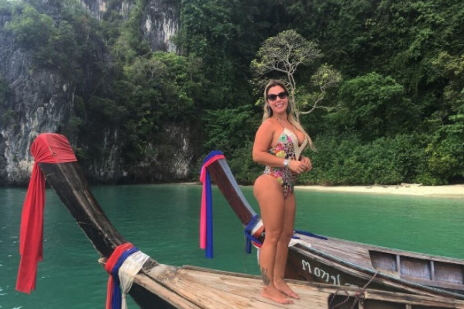 Mari Ag, polícia, autoridade, agente, sexy, sensual, biquíni, sucesso, mundo, fotos, Instagram