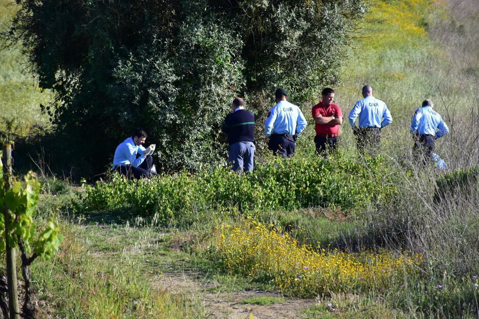 Homens estavam a preticar geocaching