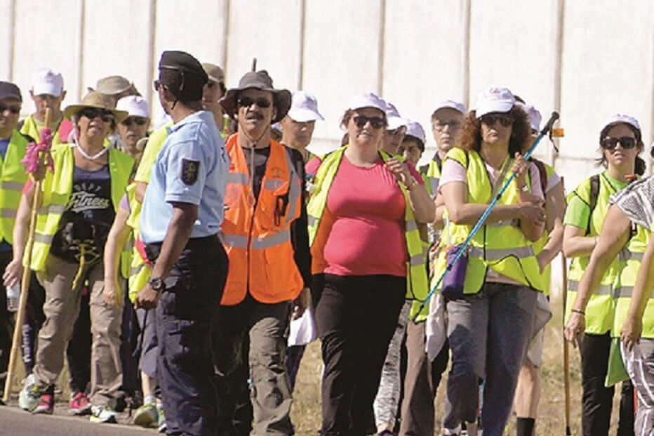 Autoridades acompanham fiéis ao longo da peregrinação até Fátima