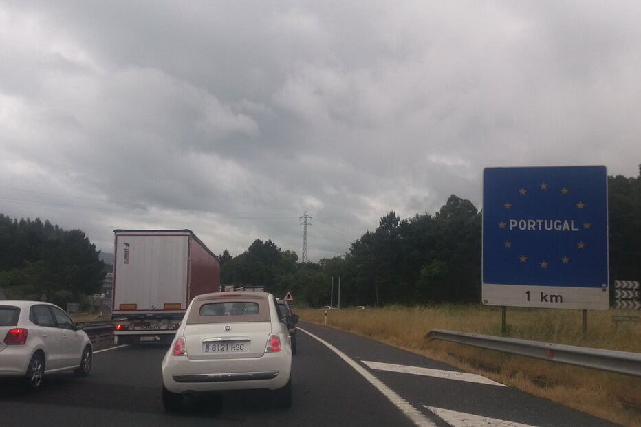 Reposição do controlo de fronteiras atrasa trânsito entre a Galiza e Portugal