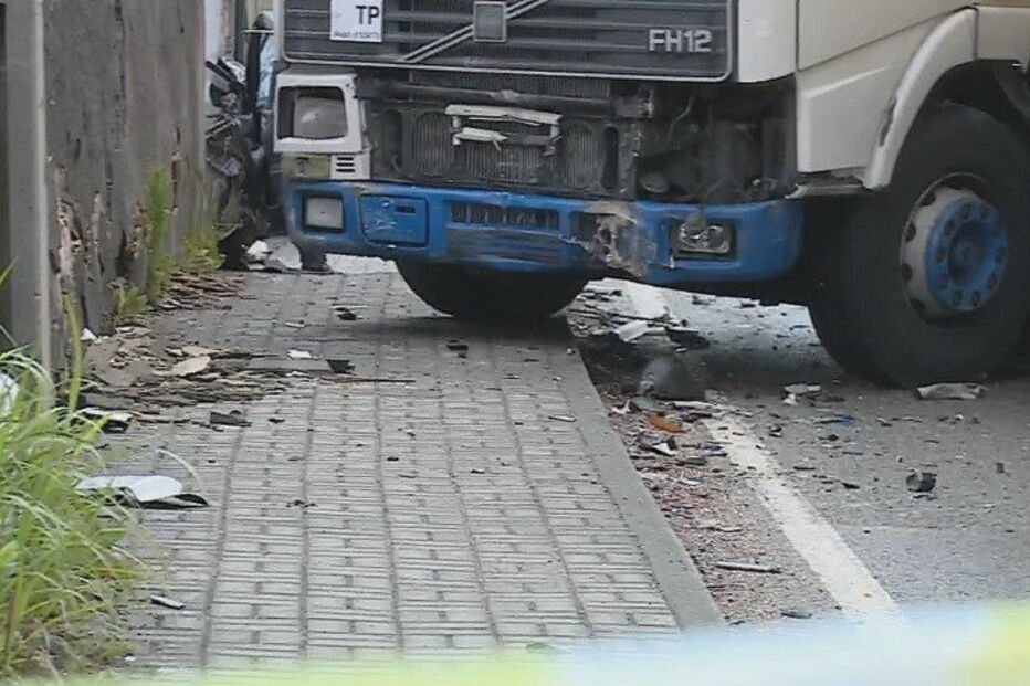 Um morto e um ferido grave em acidente na EN1
