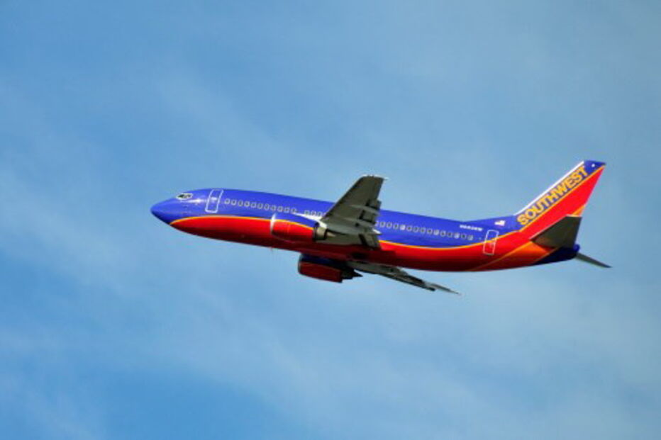 Southwest Airlines, Dallas, Burbank, Oakland, Texas, California, Chaze Cable, Alyssa Eliasen