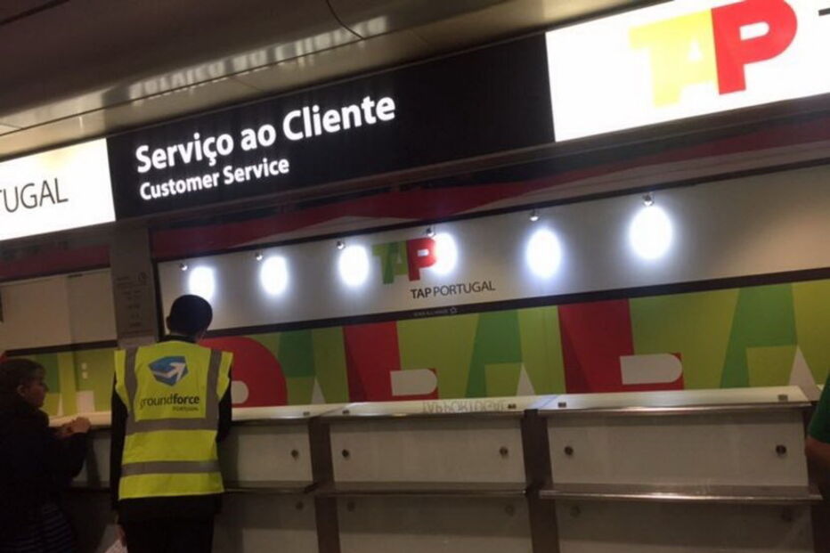 Passageiros mostram caos no Aeroporto de Lisboa