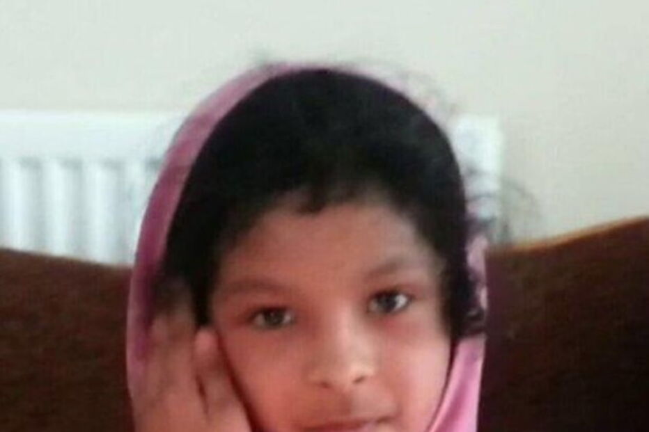 2017-05-11_12_30.51 Foto da menina de 11 anos que morreu no parque Drayton Manor, em Inglaterra.PNG