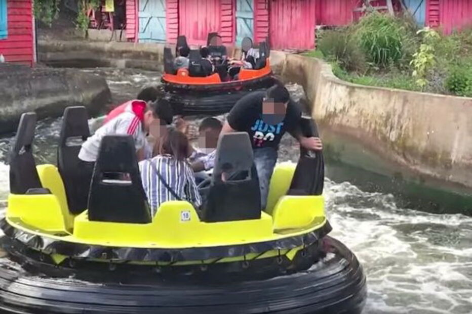 2017-05-11_12_30.51 Na semana anterior, surgiu um vídeo no Youtube que mostra os turistas a levantarem-se durante o percurso.jpg