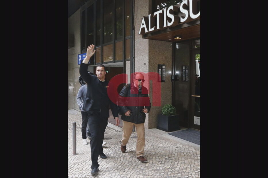 Responsáveis de comunicação de Sporting e FC Porto encontraram-se esta quarta-feira num hotel, em Lisboa