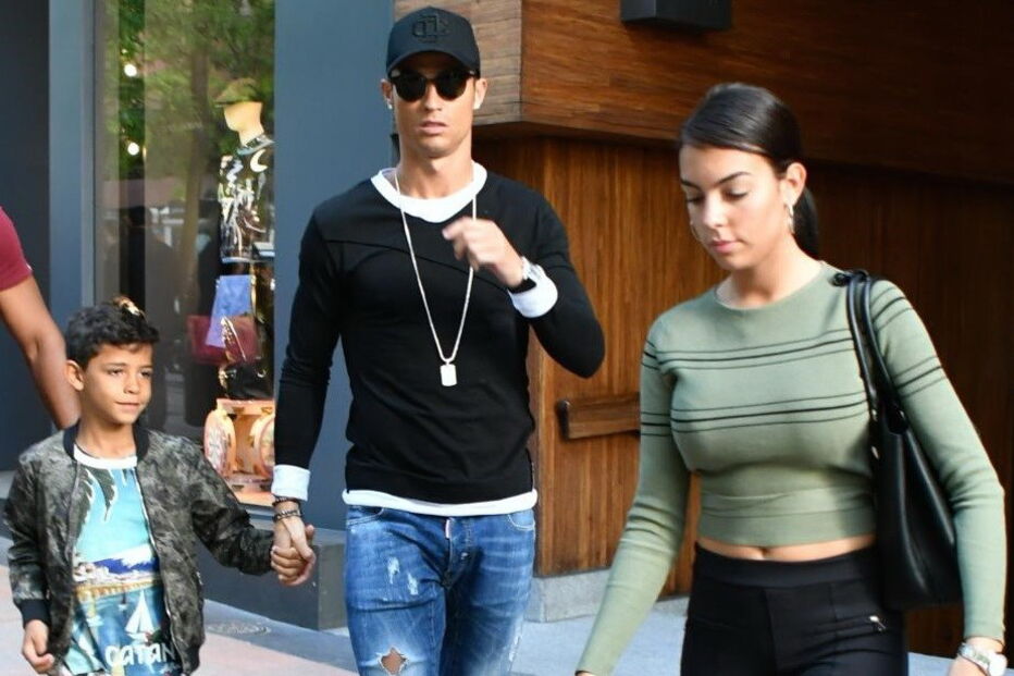 Georgina, Cristiano Ronaldo, jogador, craque, passado, vida louca, 