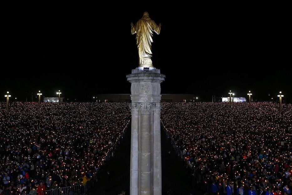 procissão das velas, santuário, papa francisco, fátima