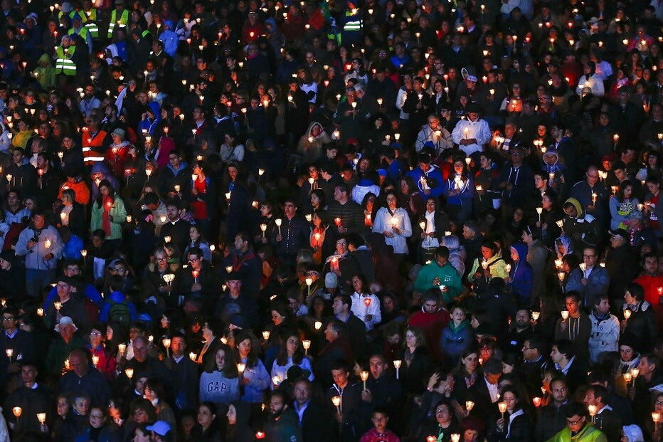 procissão das velas, santuário, papa francisco, fátima