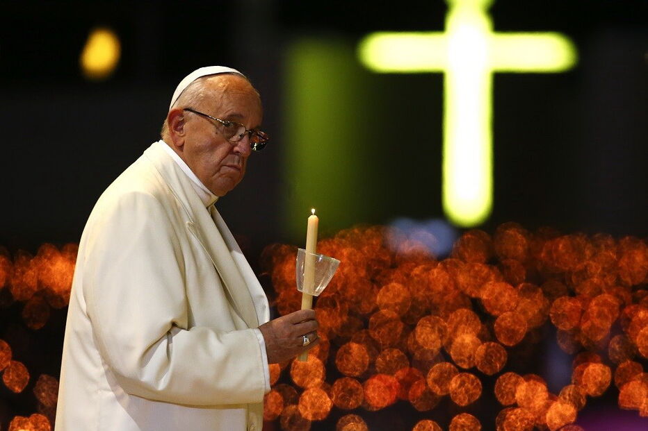 procissão das velas, santuário, papa francisco, fátima