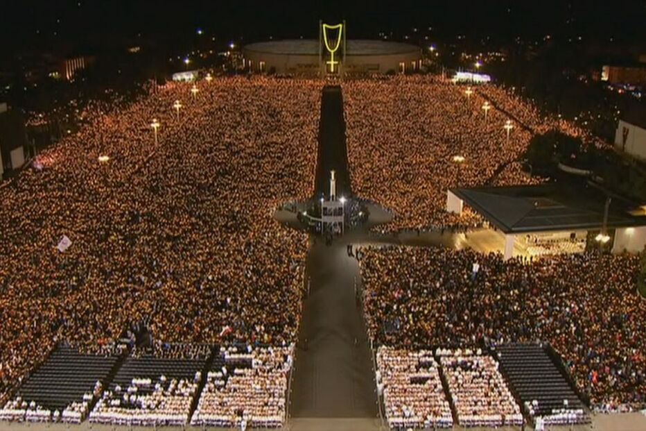procissão das velas, santuário, papa francisco, fátima